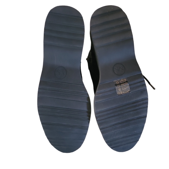 Michael Kors Trudy Bootie Size 9M NEW - Picture 4 of 5